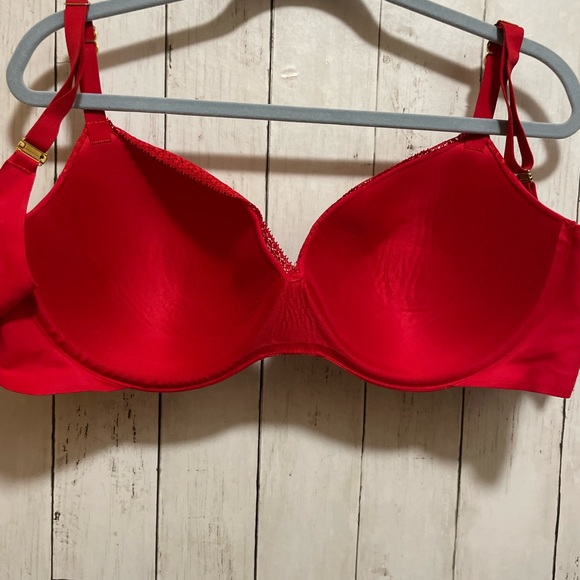 Victoria’s Secret Red Bra Size 38DDD Great Condition! - Picture 11 of 11